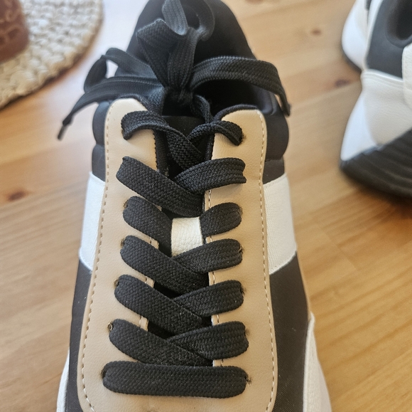 Dolce Vita Womens Bettie Sneaker Size 10 - Picture 5 of 7